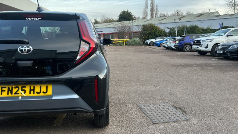 Toyota Aygo X 1.0 VVT-i Edge 5dr Auto Petrol Hatchback